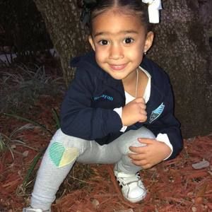 Meet your Posher, Sarit